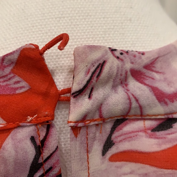 VICI SHEER FLOWER TOP - Picture 5 of 7